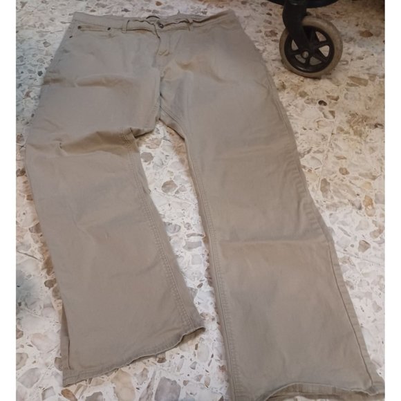 Wrangler Straight Fit Men's Pants Tan SZ 38 x 30 - Picture 1 of 4